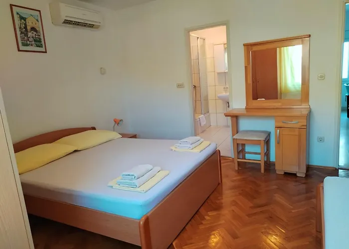 Rita Old Town Centre Hvar Town