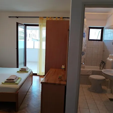 Πανσιόν Rita Old Town Centre Χβαρ