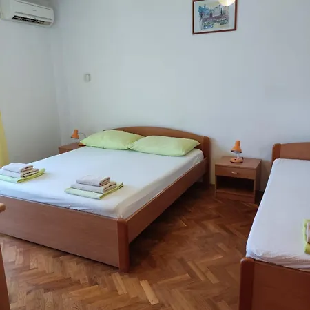 Πανσιόν Rita Old Town Centre Χβαρ