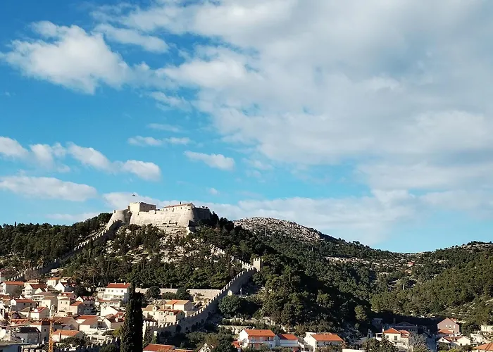 Rita Old Town Centre Πανσιόν Χβαρ