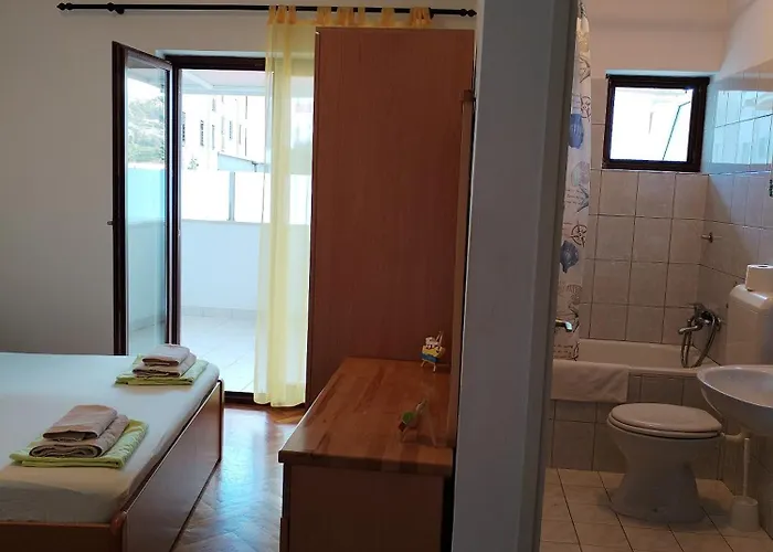 Πανσιόν Rita Old Town Centre Χβαρ